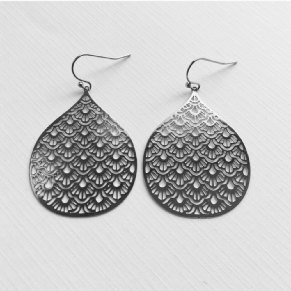 Silver Laser Cut Out Pattern Earrings